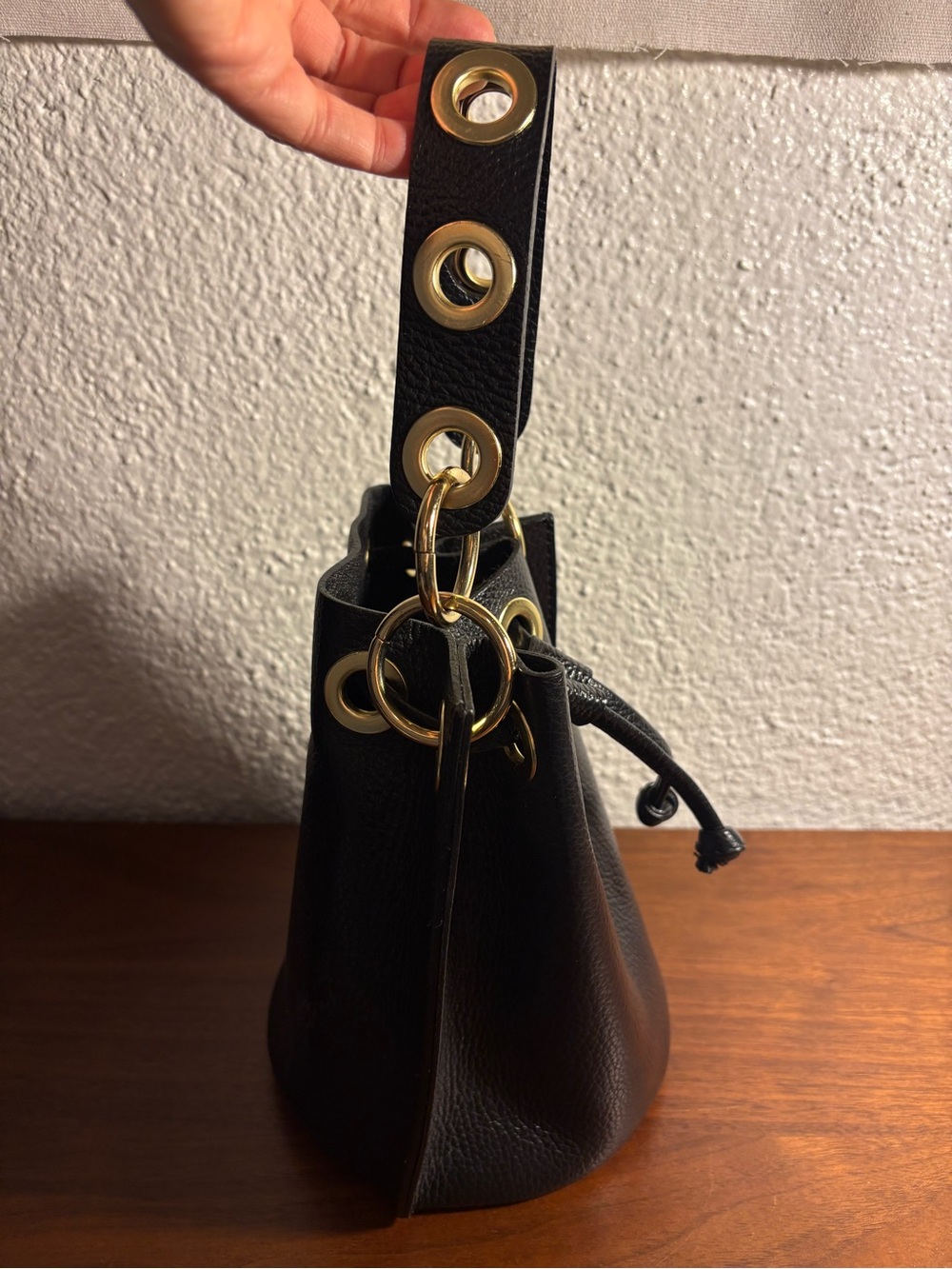 Italian-Made Mini Bucket Bag - Genuine Leather - Picture 3 of 13